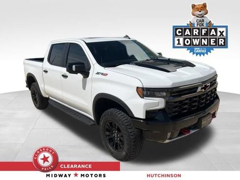 Used 2023 Chevrolet Silverado 1500 ZR2 w/ Technology Package AWD/4WD image 1