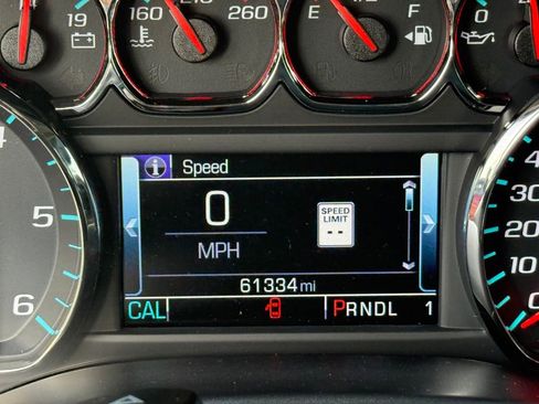 Used 2017 GMC Sierra 2500 SLT w/ Snow Plow Prep Package image 19