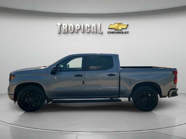 New 2026 Chevrolet Silverado 1500 Custom RWD image 2
