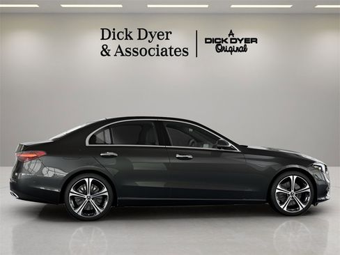Used 2025 Mercedes-Benz C 300 Sedan image 6