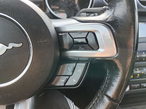Used 2020 Ford Mustang Coupe RWD image 30