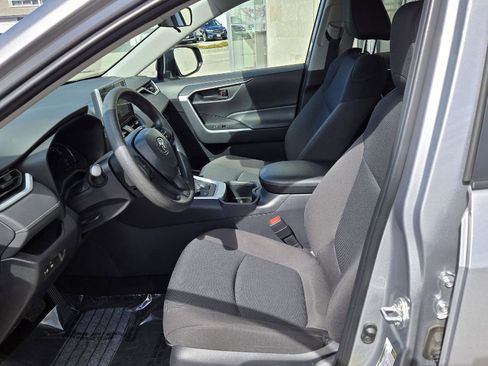 Used 2025 Toyota RAV4 LE image 4