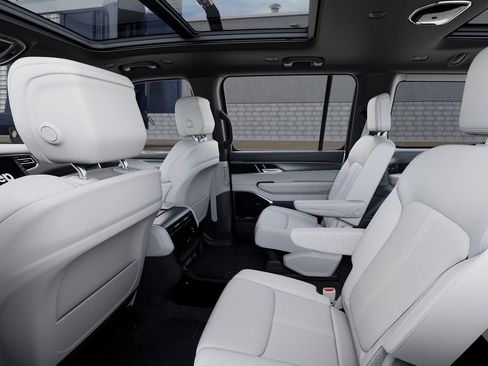 New 2026 Jeep Grand Wagoneer 2WD image 23