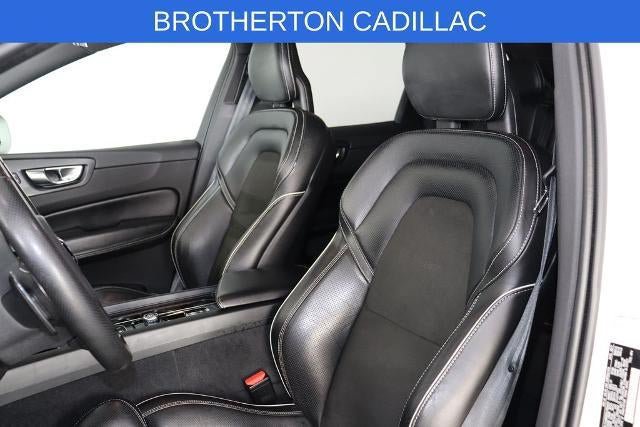 Used 2018 Volvo XC60 T8 R-Design w/ Convenience Package AWD/4WD image 22