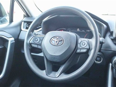 Used 2023 Toyota RAV4 XLE image 18