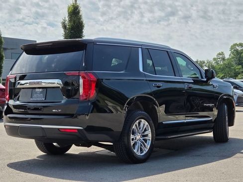 Used 2023 GMC Yukon SLT w/ SLT Premium Package AWD/4WD image 30