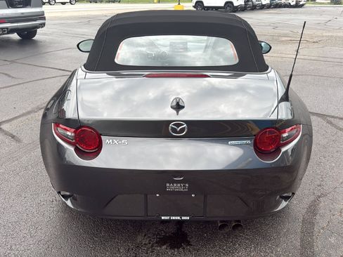 Used 2023 MAZDA MX-5 Miata Grand Touring RWD image 4