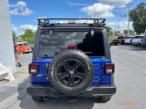 Used 2018 Jeep Wrangler Unlimited Sport S AWD/4WD image 5