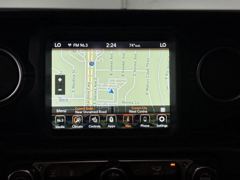 Used 2023 Jeep Wrangler Unlimited Sahara w/ Cold Weather Group image 27