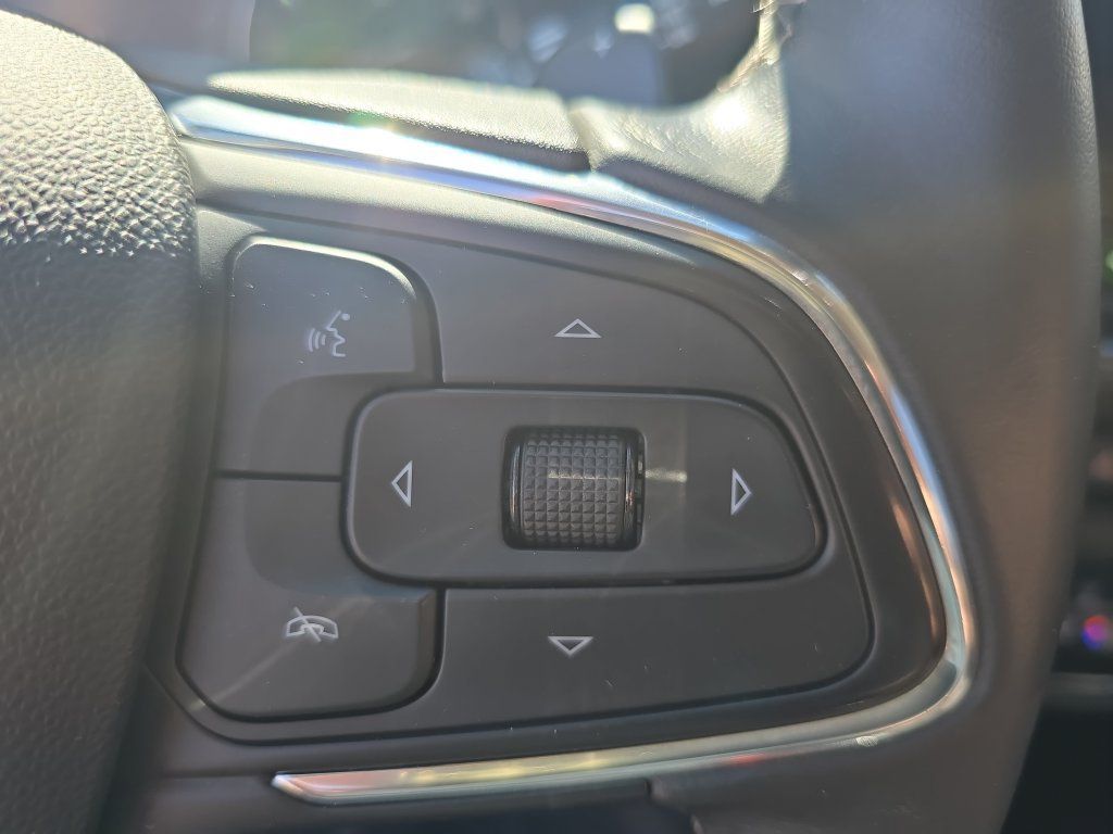 Used 2023 Buick Envision Preferred w/ Sport Touring Package AWD/4WD image 18
