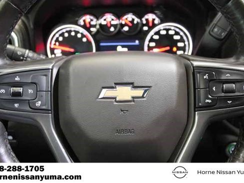 Used 2020 Chevrolet Silverado 1500 LT w/ Convenience Package image 8