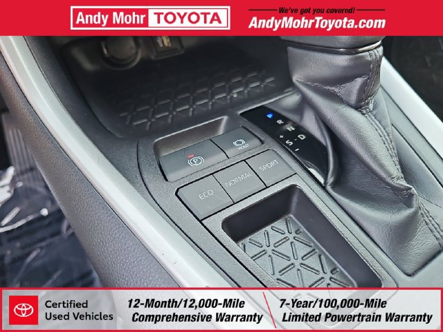 Certified 2025 Toyota RAV4 LE FWD image 22