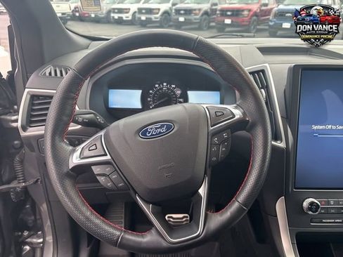 Certified 2024 Ford Edge ST-Line AWD/4WD image 13