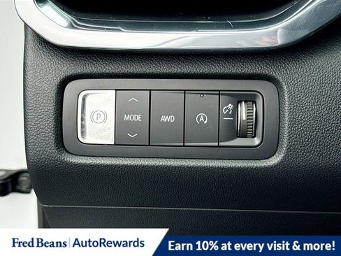 New 2026 GMC Acadia Elevation w/ Elevation Premium Package AWD/4WD image 10