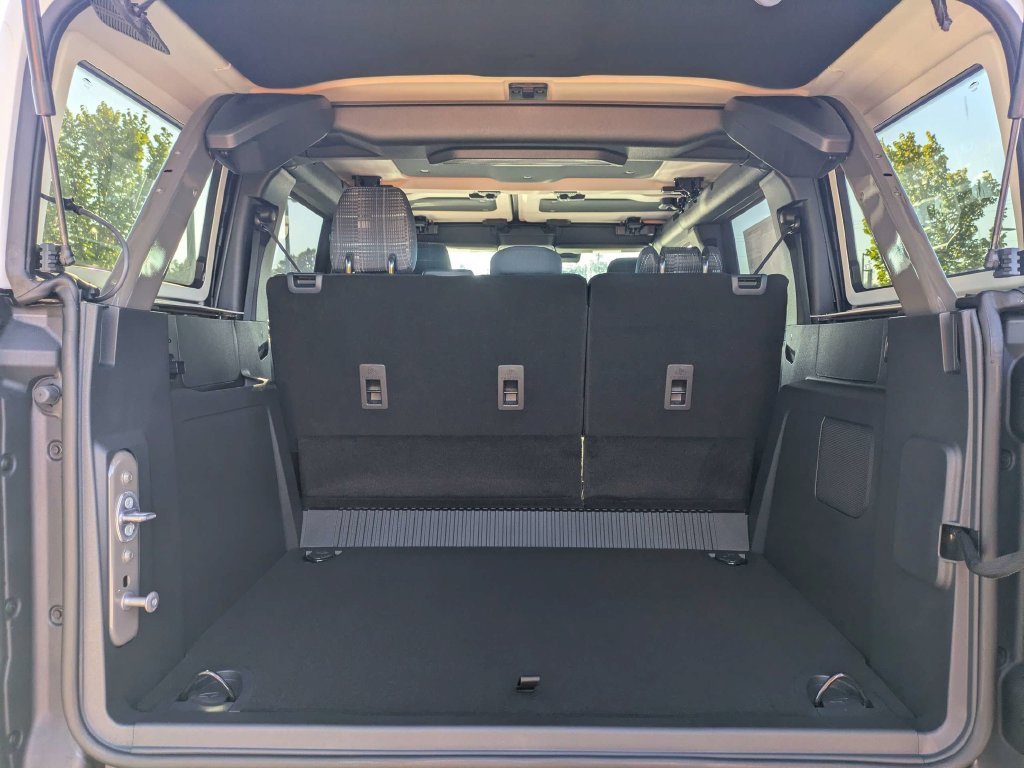 New 2026 Ford Bronco Heritage Edition AWD/4WD image 12
