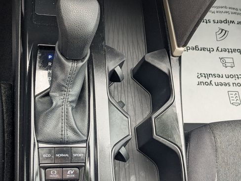 Certified 2025 Toyota Camry LE FWD image 21