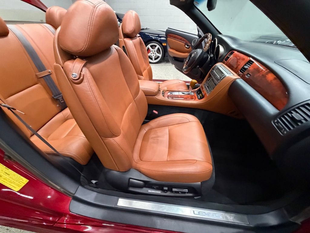Used 2006 Lexus SC 430 Convertible RWD image 36
