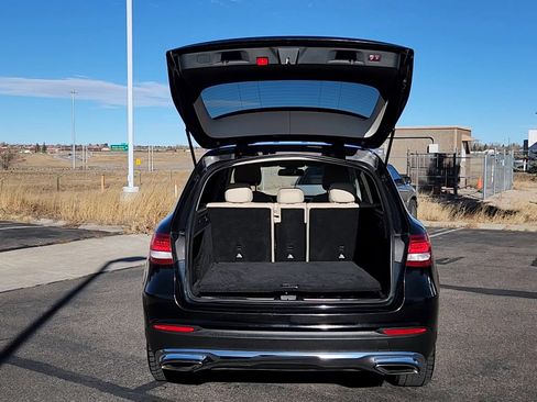 Used 2019 Mercedes-Benz GLC 300 image 18