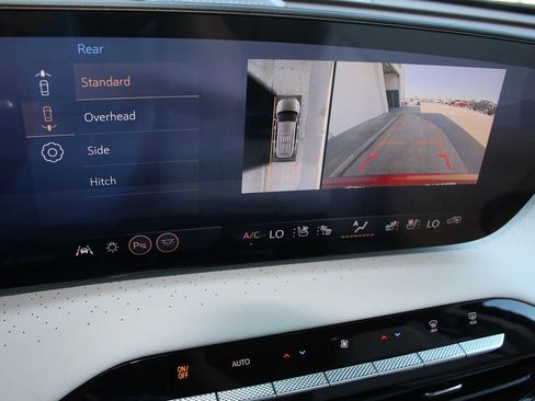 New 2026 Buick Enclave Avenir w/ Super Cruise Package FWD image 36