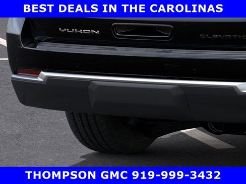 New 2026 GMC Yukon Elevation image 17
