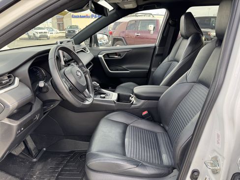 Used 2022 Toyota RAV4 XSE image 26