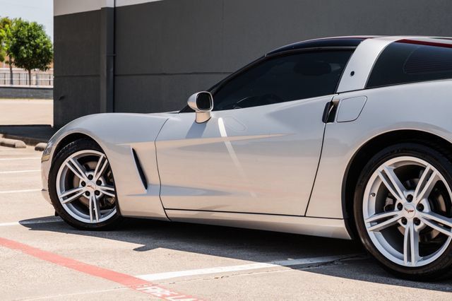 Used 2008 Chevrolet Corvette Coupe w/ Preferred Equipment Group RWD image 31