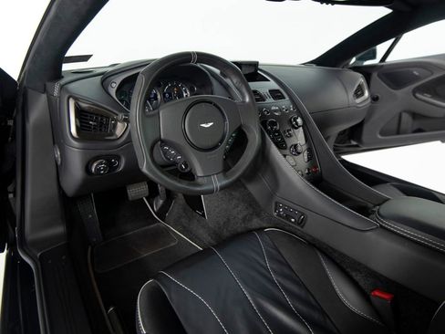 Used 2015 Aston Martin Vanquish RWD image 16