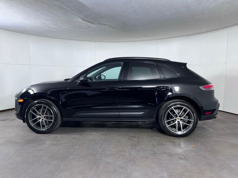 Certified 2026 Porsche Macan AWD/4WD image 2