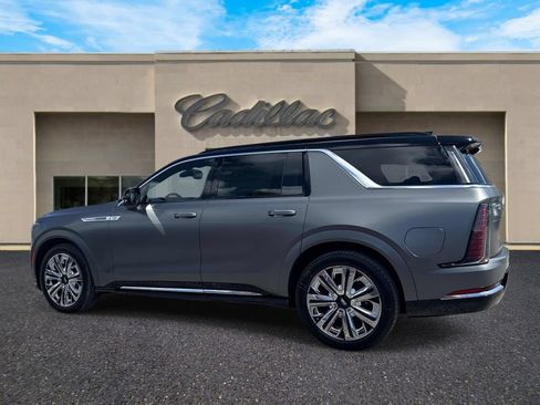 New 2026 Cadillac Escalade IQL Luxury w/ LPO, Radiant Package AWD/4WD image 5
