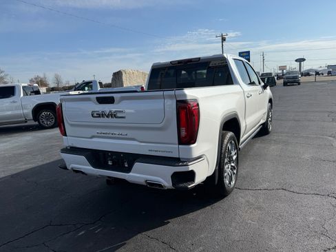 Used 2024 GMC Sierra 1500 Denali Ultimate image 7