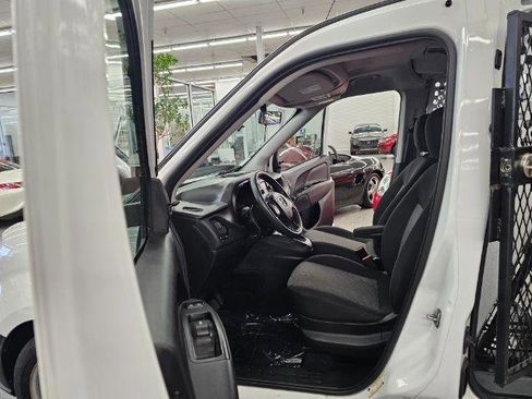 Used 2021 RAM ProMaster City Tradesman FWD image 25