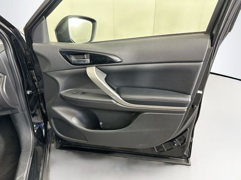 Used 2024 Mitsubishi Eclipse Cross SE AWD/4WD image 32