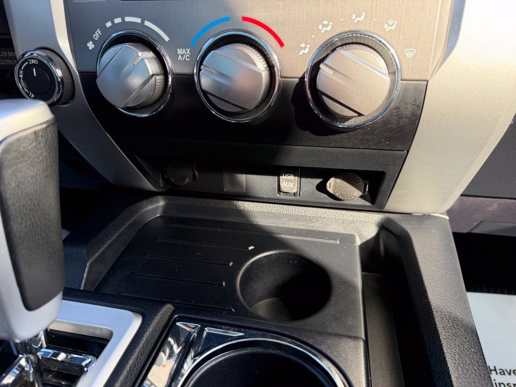 Used 2019 Toyota Tundra SR5 w/ SR5 Upgrade Package AWD/4WD image 22