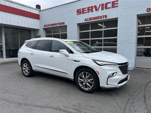 Used 2023 Buick Enclave Premium w/ Experience Buick Package image 2