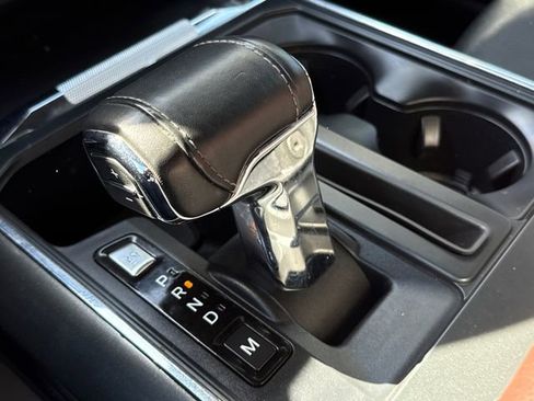 Used 2021 Ford F150 Lariat w/ Equipment Group 502A High image 29