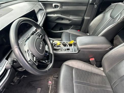 Used 2024 Kia Sorento S w/ Panoramic Sunroof Package FWD image 14