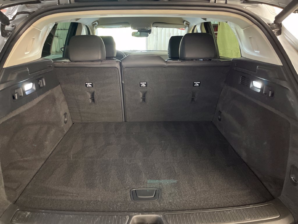 Used 2023 Buick Envision Preferred AWD/4WD image 27
