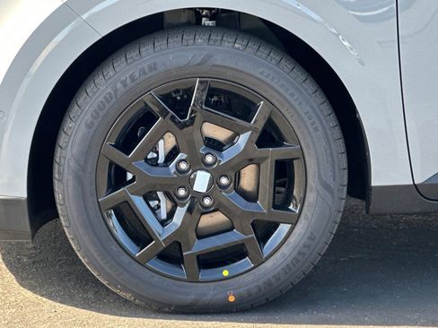 New 2026 Kia Carnival SX Prestige FWD image 26