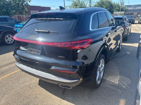 Used 2025 Audi Q5 Premium Plus w/ Premium Plus AWD/4WD image 8