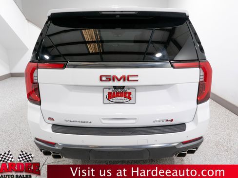 Used 2025 GMC Yukon AT4 w/ Premium Trailering Package image 4