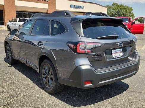 Used 2023 Subaru Outback Onyx Edition AWD/4WD image 3