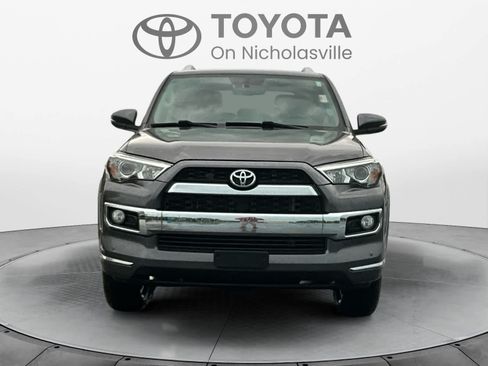 Used 2018 Toyota 4Runner Limited AWD/4WD image 8