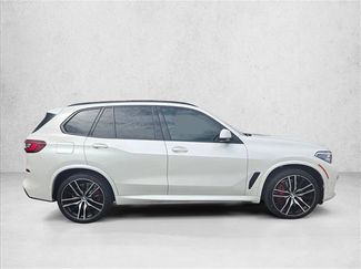 Used 2021 BMW X5 sDrive40i w/ M Sport Package RWD video 4