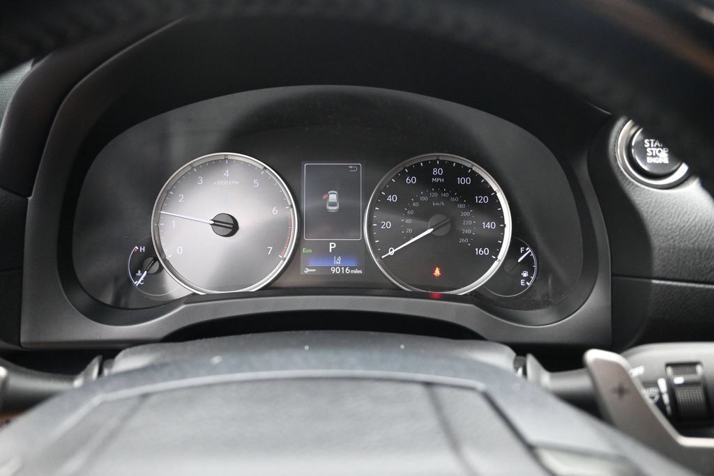 Used 2023 Lexus IS 300 w/ Comfort Package RWD image 9