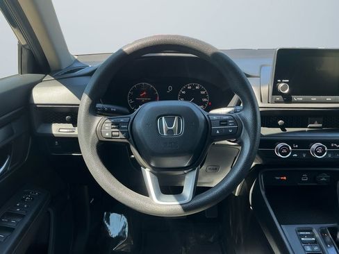 Used 2025 Honda CR-V LX image 13