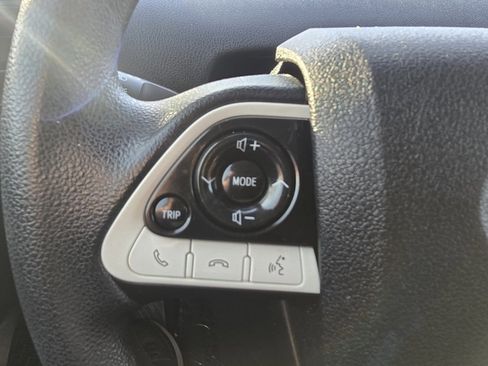 Certified 2016 Toyota Prius Two image 19