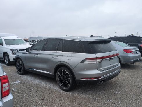 Used 2023 Lincoln Aviator Reserve w/ Equipment Group 201A image 8