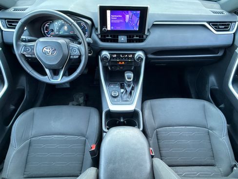 Certified 2024 Toyota RAV4 SE AWD/4WD image 18