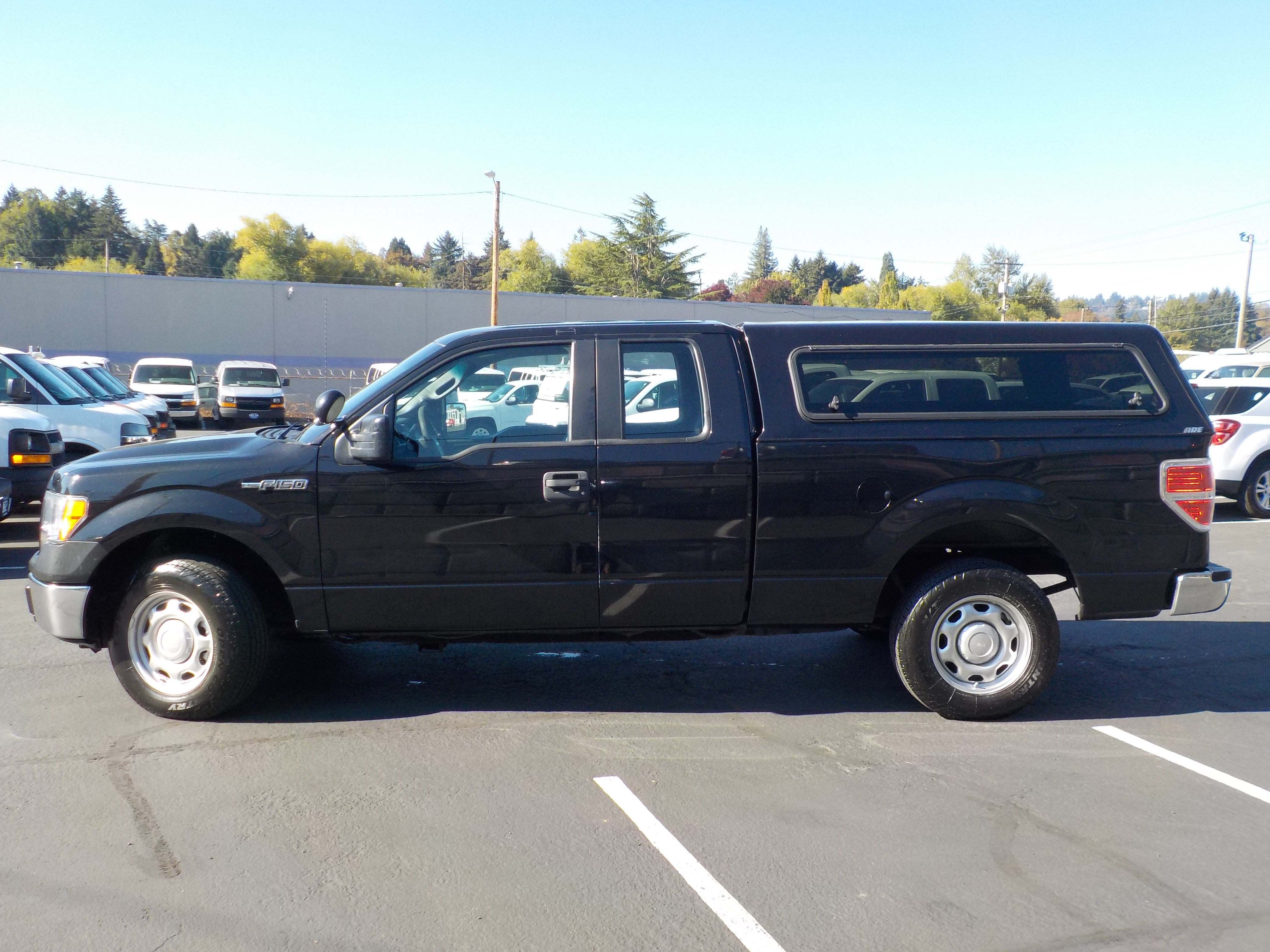 Used 2014 Ford F150 XL w/ Equipment Group 101A Mid RWD image 2