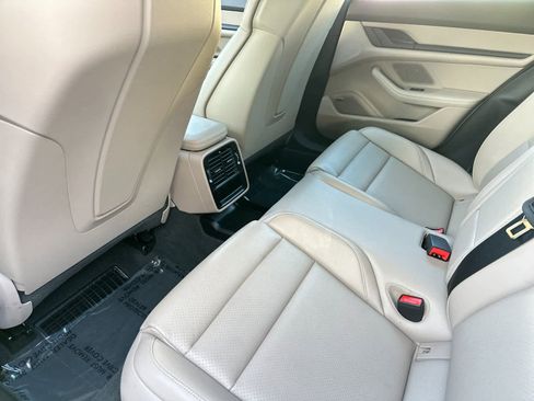 Used 2024 Porsche Taycan 4 Cross Turismo image 13